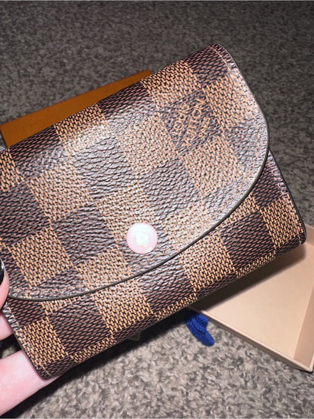 Louis Vuitton Rosalie Coin Purse - Picture 2 of 16